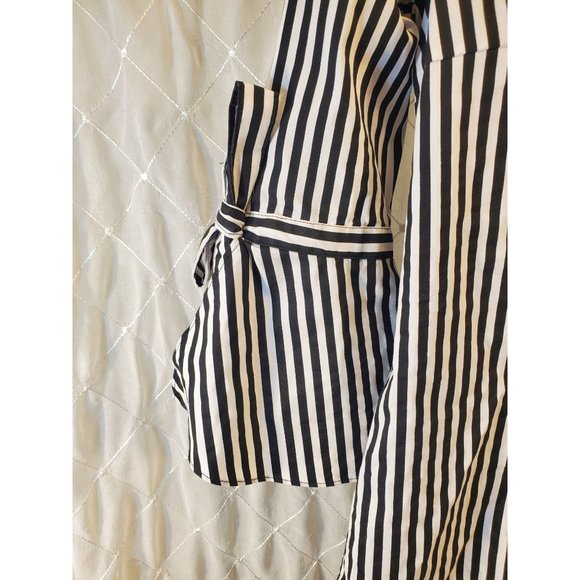 New York and Company Striped bell sleeved shirt SZ. L woman's - Picture 2 of 6